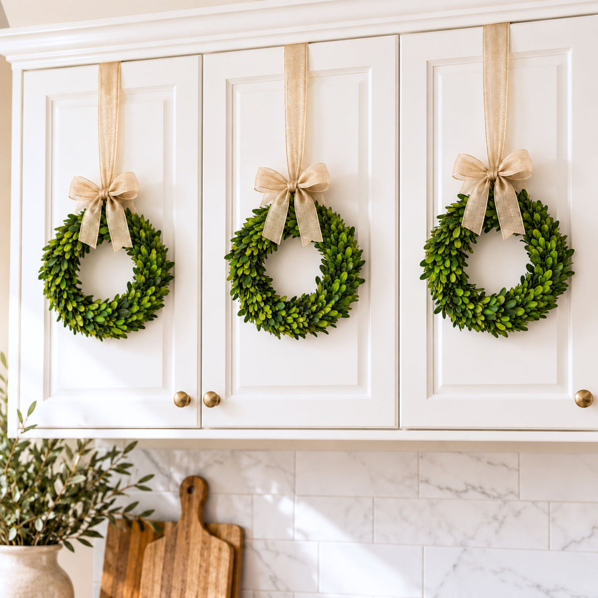 8" Preserved Boxwood Mini Ring Wreath, 3Pk