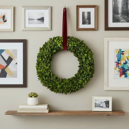 20" Preserved Boxwood Wreath